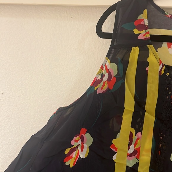 Johnny Was Floral Set - Picture 3 of 14